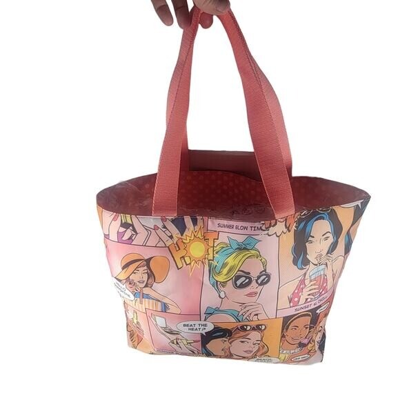Estee Lauder Summer Vacation Resort Tote Bag with Cartoon Design