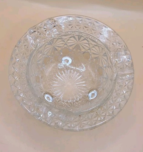 LE Smith Clear Glass Daisy and Button Kettle 3 Footed Ashtray Vintage - Picture 3 of 9