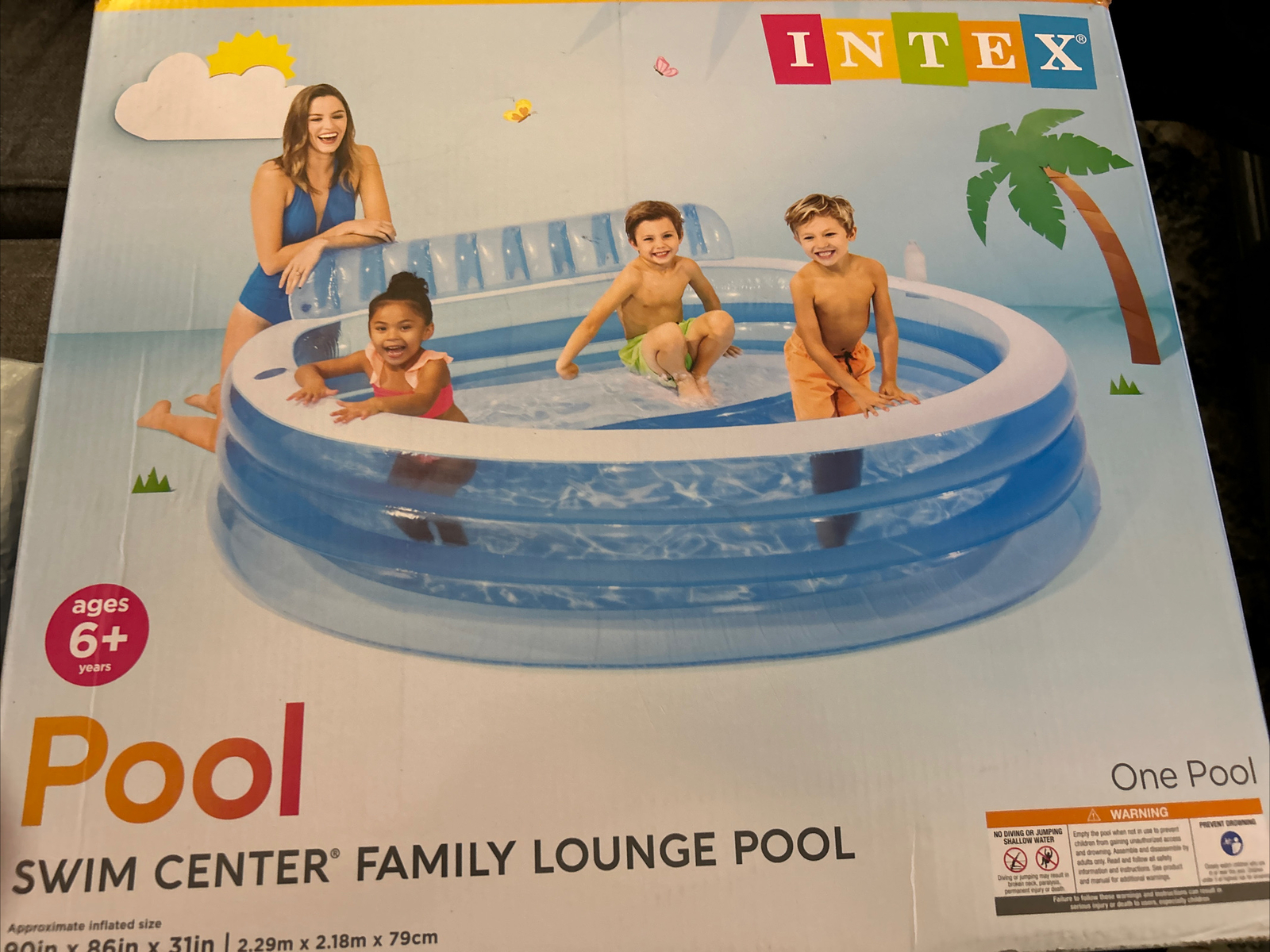 Intex Swim Center Inflatable Family Lounge Pool with built in Bench (Open Box)
