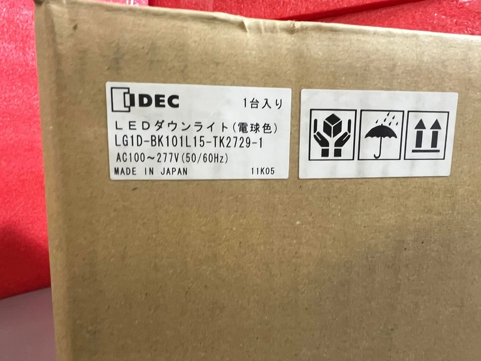 Indicador de montaje en panel LED IDEC LG1D-BK101L15-TK2729-1 Foto 2 de 4