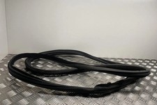 BMW 4 Coupe F32, F82 Vordere linke T�rdichtungsgummi 7279741 2.00 30949302