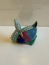 HEREND GOOSE PORCELAIN FIGURINE, GREEN FISHNET, Mint