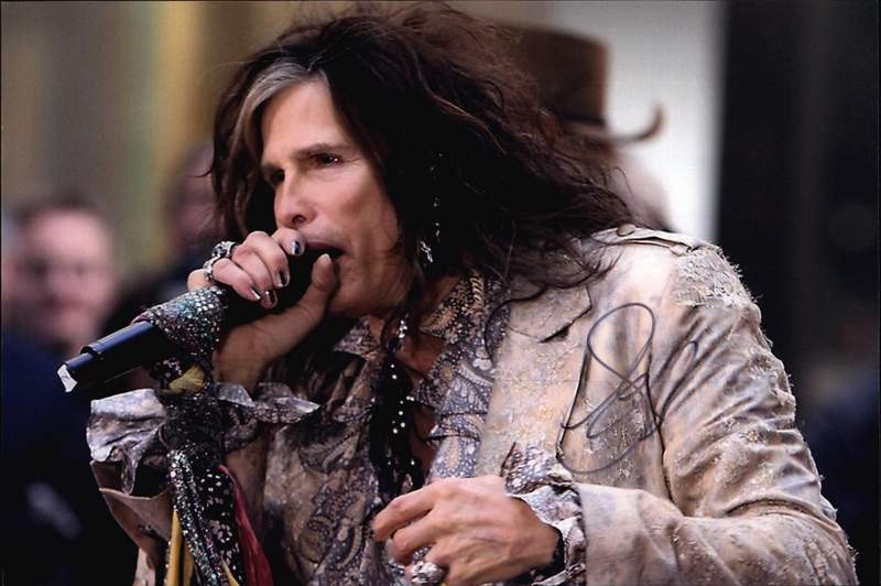 Aerosmith Steven Tyler authentic signed rock 10X15 photo |Cert