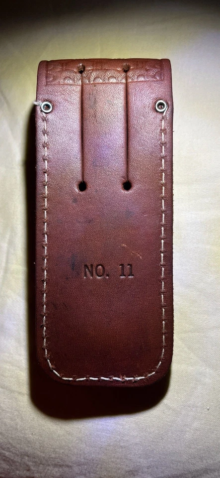 Vintage Camillus American Wildlife No. 11 con funda de cinturón original Foto 3 de 4