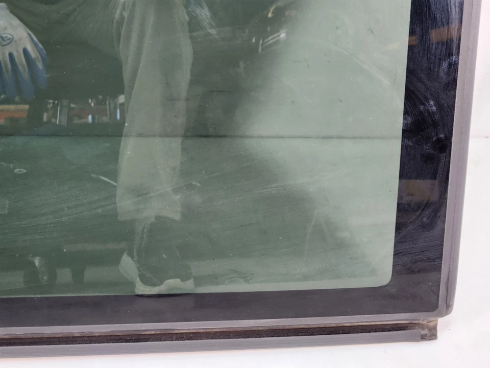 ✅ 2011-2018 OEM Porsche Cayenne 958 Rear Panoramic Sunroof Window Glass - Image 3 of 4
