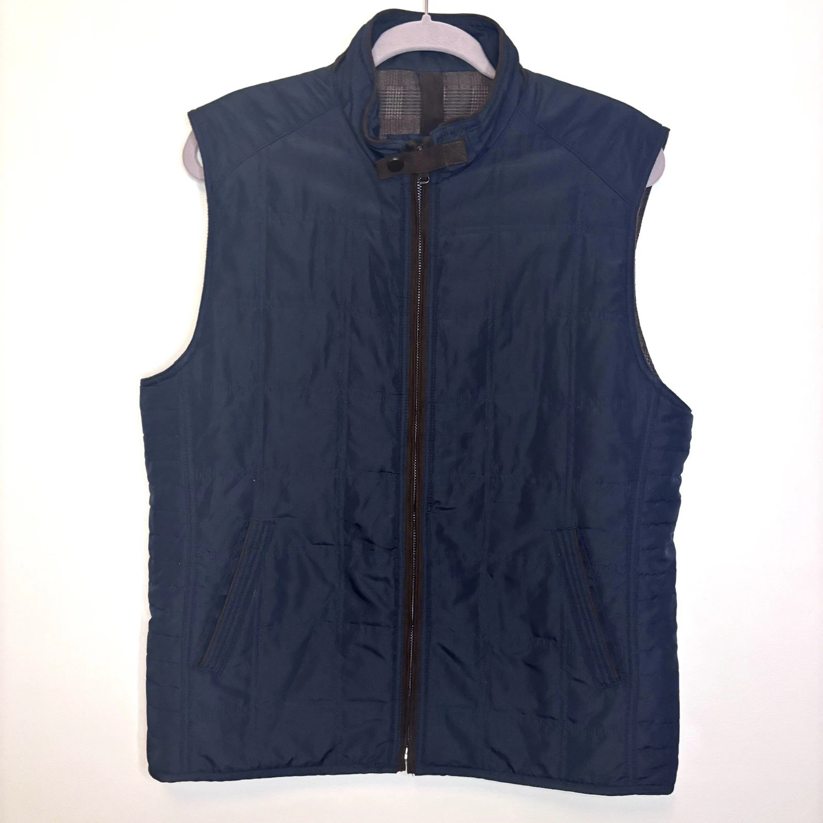 Jos. A. Bank Quilted Vest Navy Blue with Brown Trim Classic Preppy Men’s M