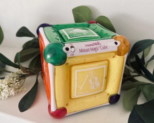 MUNCHKIN Mozart Magic Cube Orchestra Music Baby Toddler Lights Developmental Toy