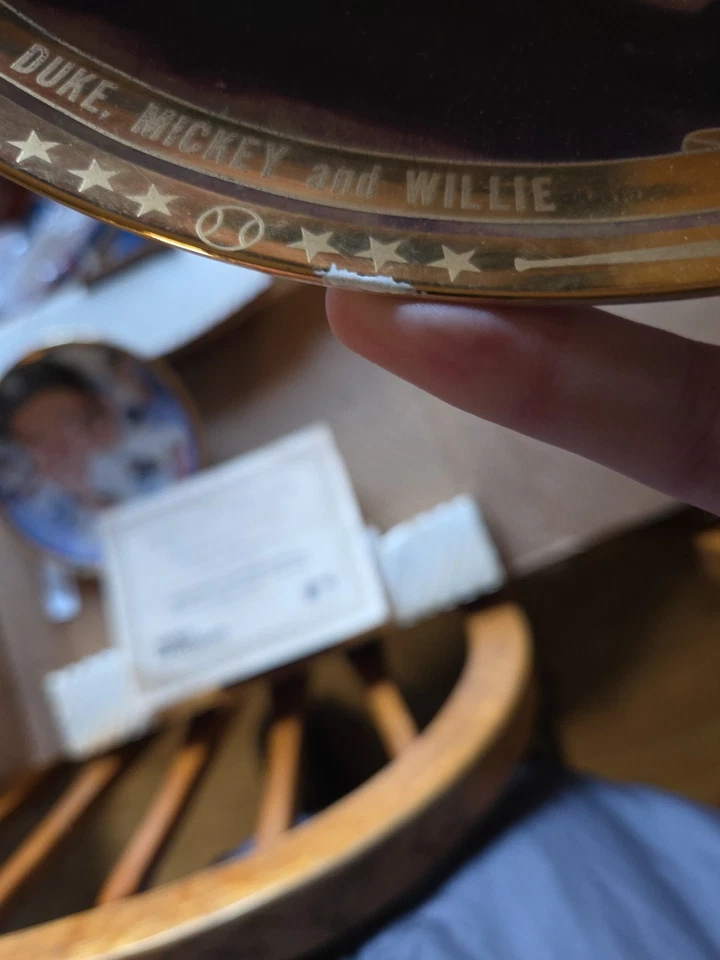 Pratos Mickey Mantle com certificado de autenticidade - Imagem 2 de 4