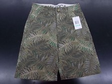 Boys Nautica 36.50 Moss Green Shorts w/ Leaf Pattern Size 8 - 20