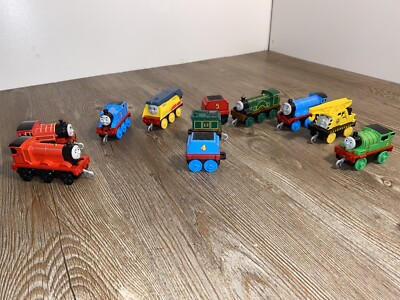 Thomas The Train Lot - Thomas, Kevin, Percy, Gordon, Emily, Victor, Etc