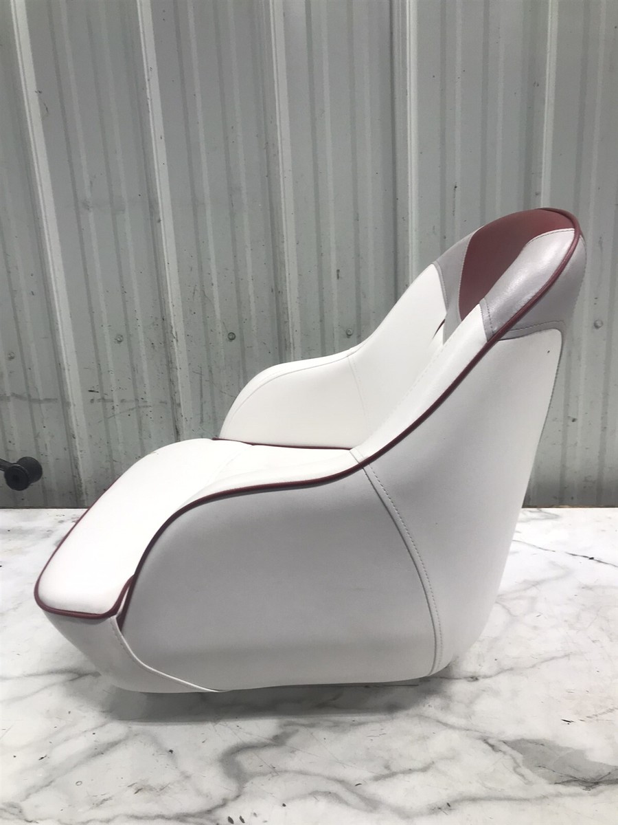 88 Carver Santego 27 boat Marine captains chair seat & aluminum