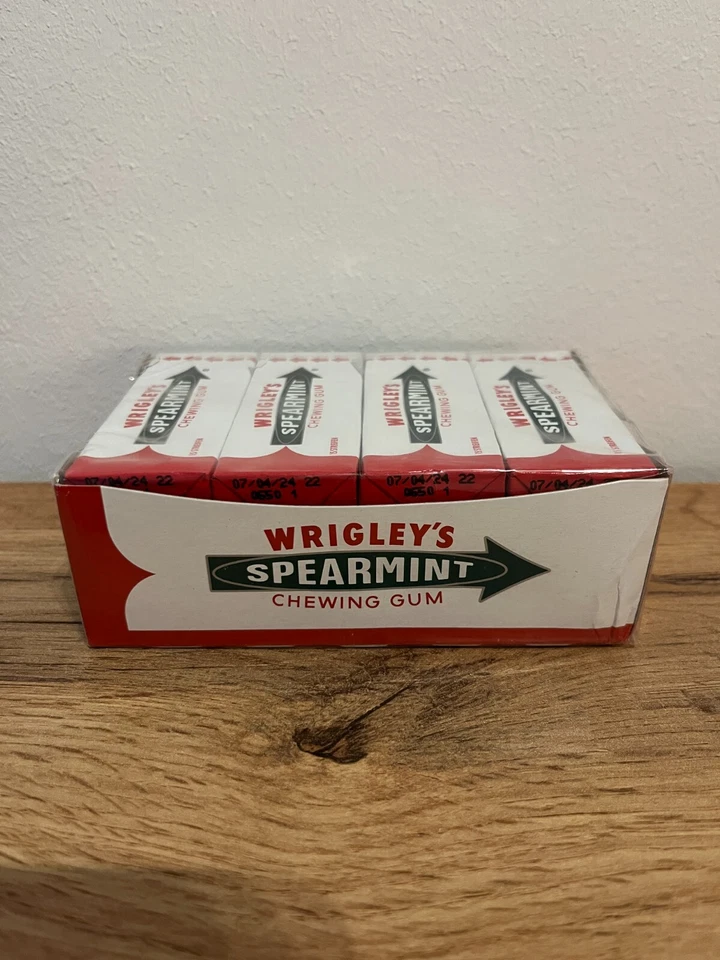 Chicle Wrigley ́s Spearmint 8 paquetes de 15 tiras | 04/24 MHD | Distribuidor - Imagen 2 de 4