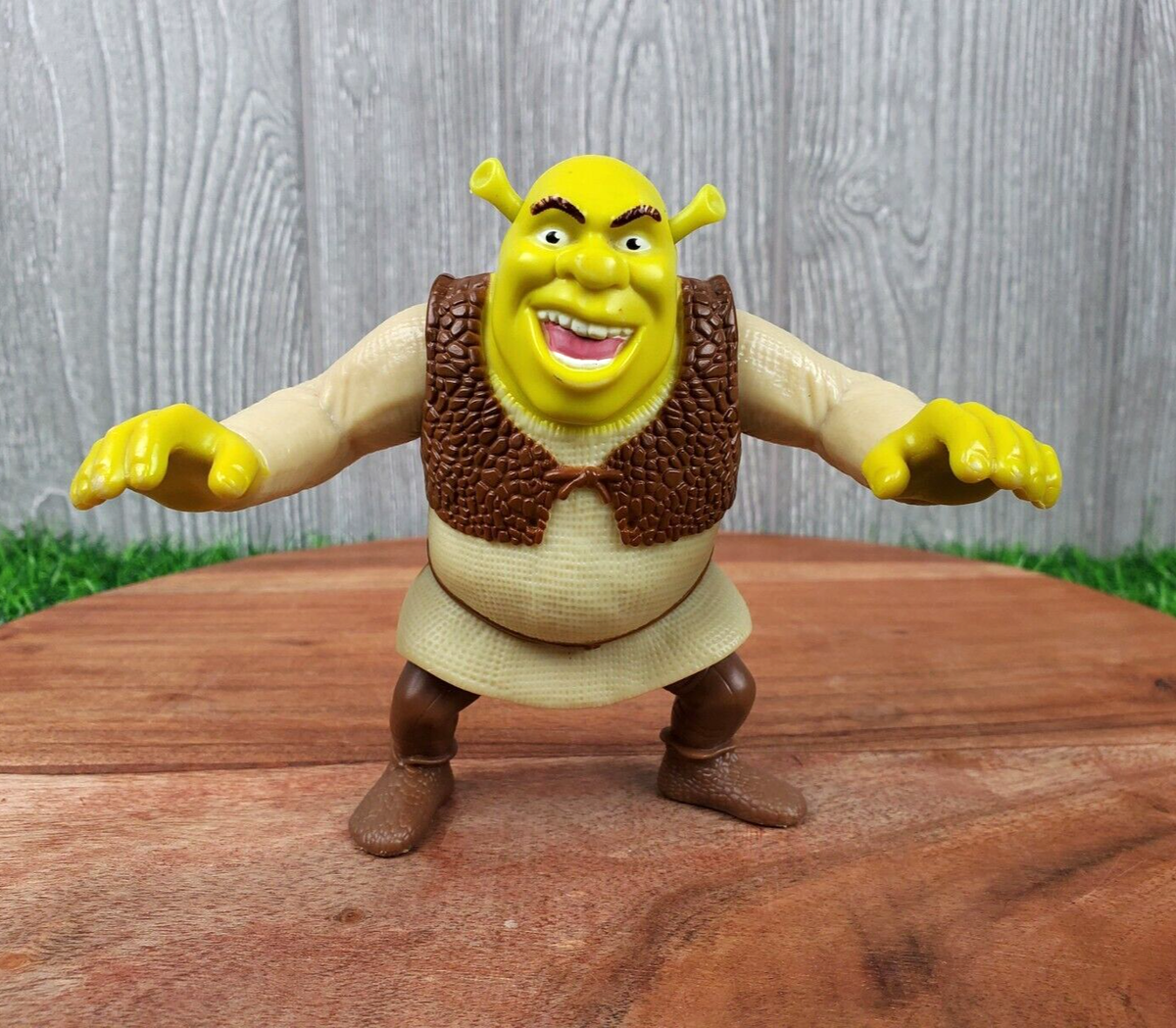 RARE 2013 Shrek 4.75