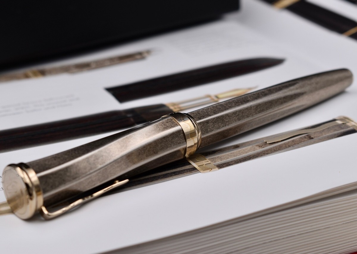 SAILOR Pluma Periodica 万年筆 ガウディ生誕150周年記念