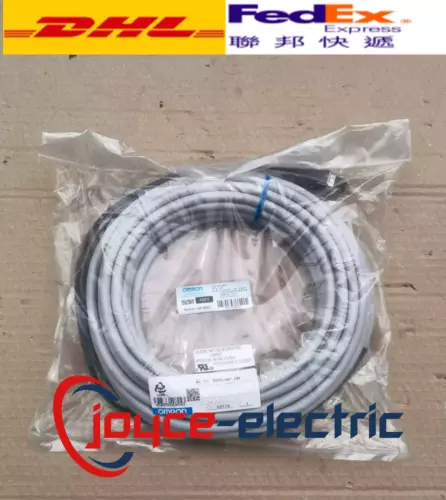 1PCS Brand New Box V680S-A41 10M Free Expedited Shipping 