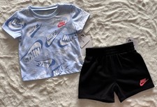 NIKE Sportswear Baby Boy's Shirt and Shorts Outfit, 2-piece set