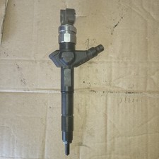 Injecteur Nissan ALMERA