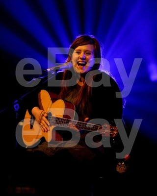 Adele ''Singer Live'' 10x8 Foto
