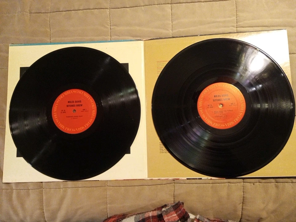 Miles Davis/Bitches Brew Vinyl (2 Record Set) - Image 4 of 4