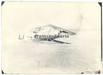 Orig. RIESEN Foto deutsches Flugzeug Wrack am Flugplatz