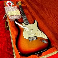 Chitarra elettrica Fender Custom Shop 1960 ST Type 3Tone Sunburst 3,54 kg usata