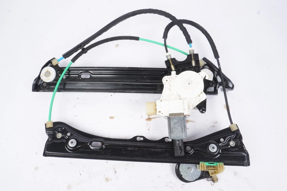 2014 - 2016 BMW 428i 435i COUPE FRONT RIGHT PASS WINDOW REGULATOR & MOTOR OEM - Image 2 of 4
