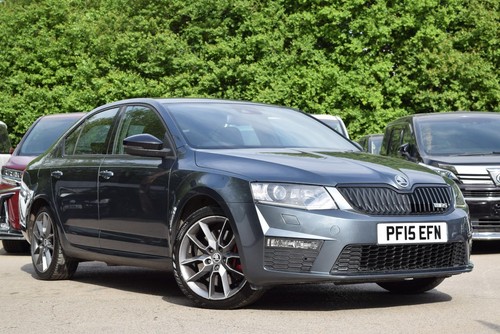 2015 SKODA OCTAVIA 2.0 TDI CR 184 VRS HATCHBACK MANUAL HUGE SPEC 2 KEYS NAVI - Picture 2 of 20