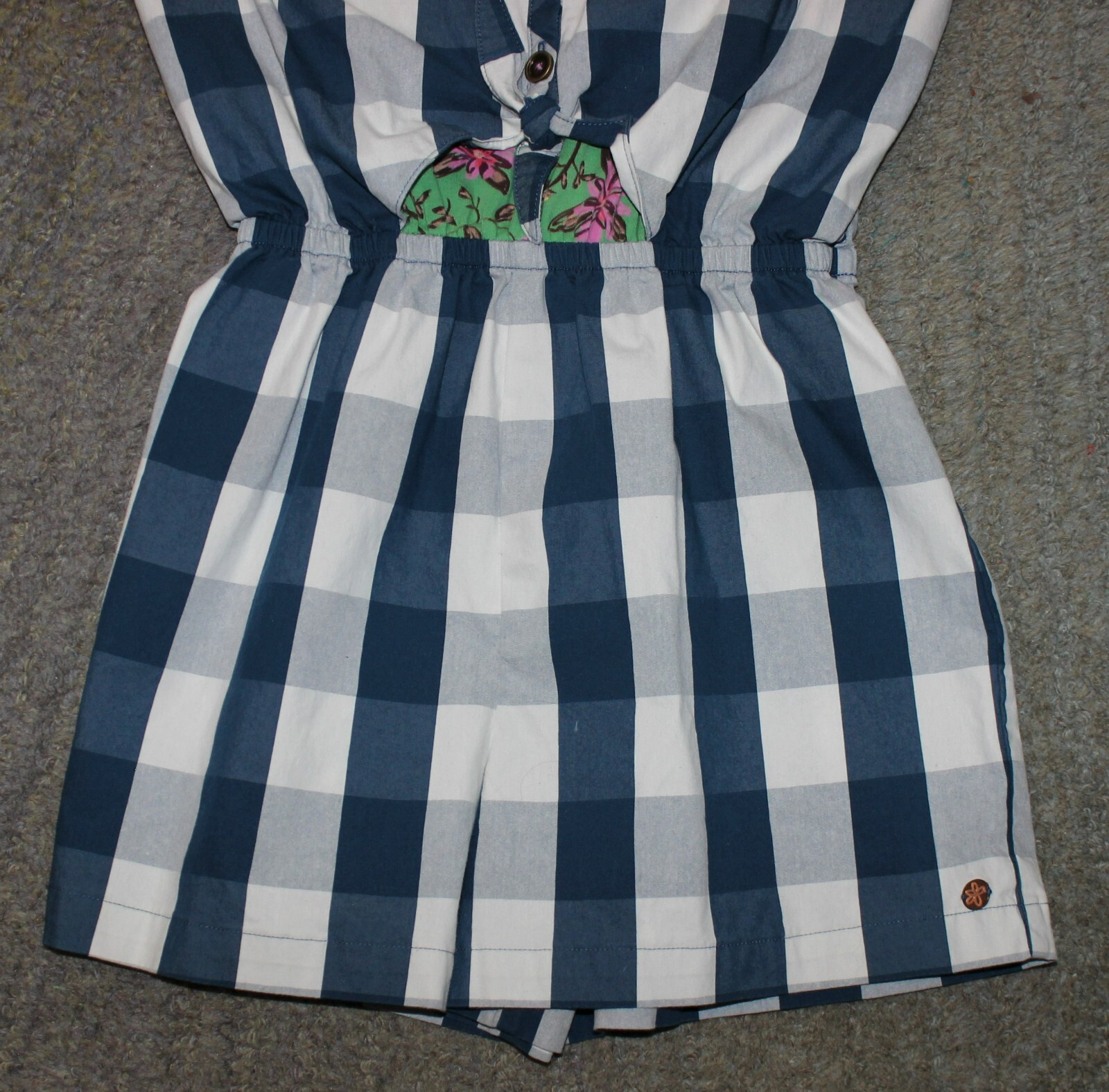 Picture 4 of 7