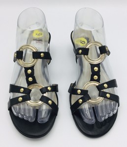 liz claiborne black sandals