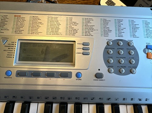 Suzuki SP-47 Electronic Keyboard 61 Key Touch Sensitive Teaching Piano - Picture 2 of 14