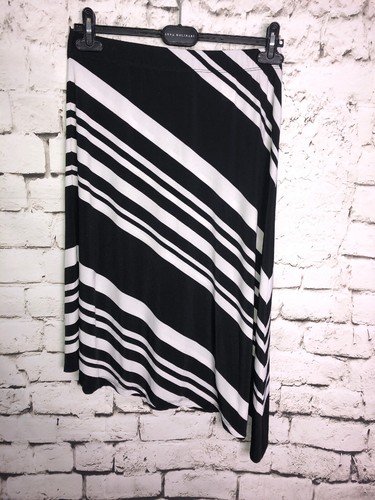 Susan Graver Knit Comfort Waist Asymmetrical Skirt Black White # A276446 Small - Picture 5 of 9