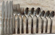 Room Essentials stainless steel cutlery glossy curvy pattern 13pc set