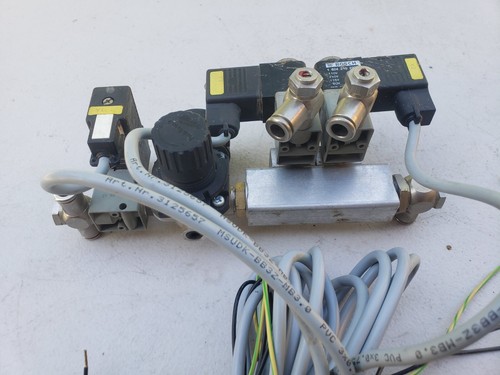 Murr Elektronik /BOSCH 110V AC/DC Pneumatic Solenoid Valves ASSY , g223 - Picture 3 of 5