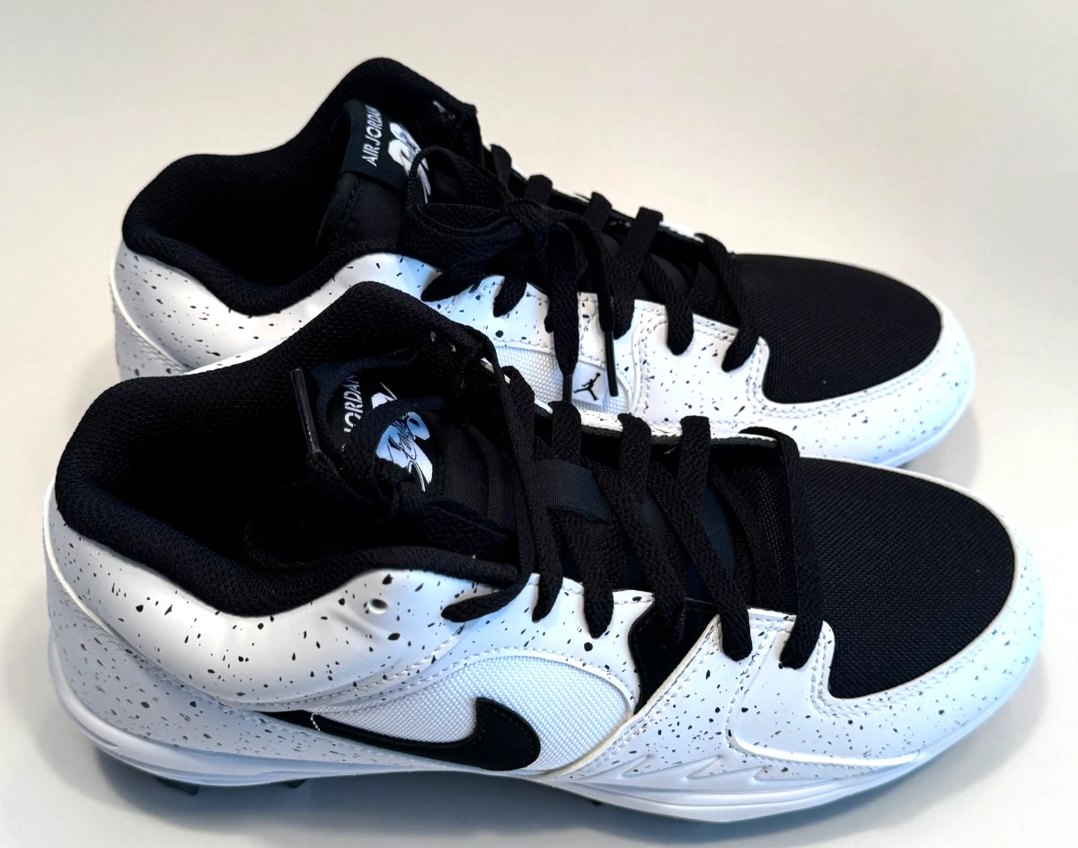 Jordan Stadium 90 Cleat White Black for Sale | Authenticity