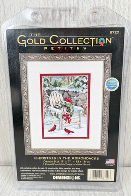 Dimensions Gold Petite CHRISTMAS IN THE ADIRONDACKS Cross Stitch Kit 8720 NOS