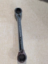 GearWrench QuadBox Reversible Ratcheting Wr 9/16" x  11/16" & 5/8" x 3/4" 85202