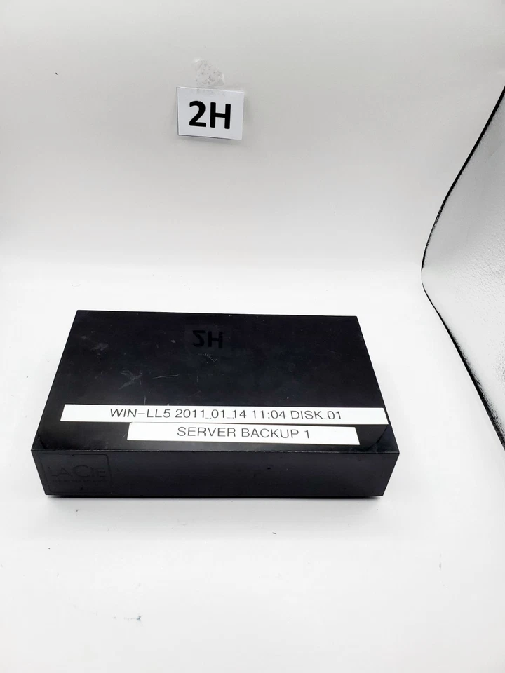 Disco duro externo portátil de escritorio LaCie Foto 3 de 4