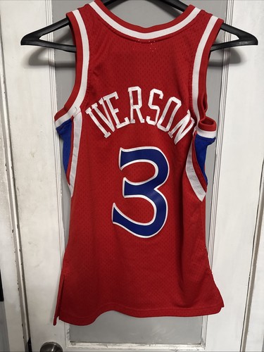 Mitchell & Ness Hardwood Classics Allen Iverson 1996-97 Rookie Trikot Rot Gr. S - Bild 7 von 11