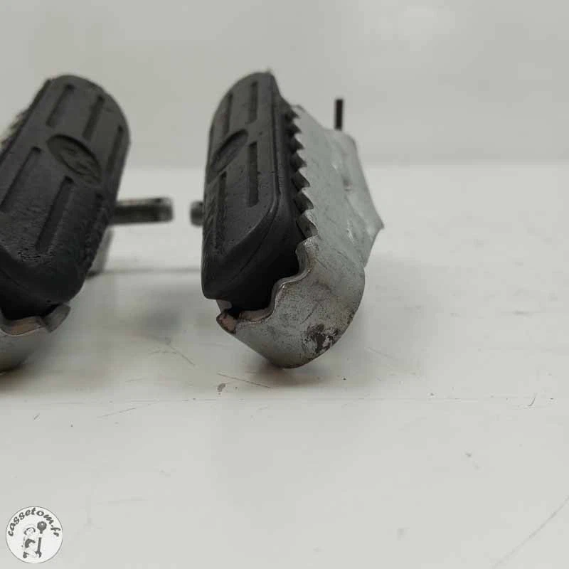 Reposes pieds avant Bmw 1100 r gsk 1996 - Photo 2/4