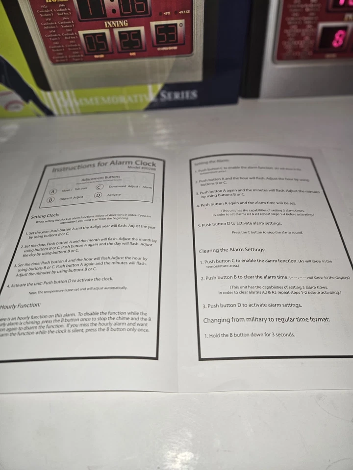 St. Louis Cardinals Scoreboard Time Date Temperature Alarm Clock New in Box - Image 4 of 4