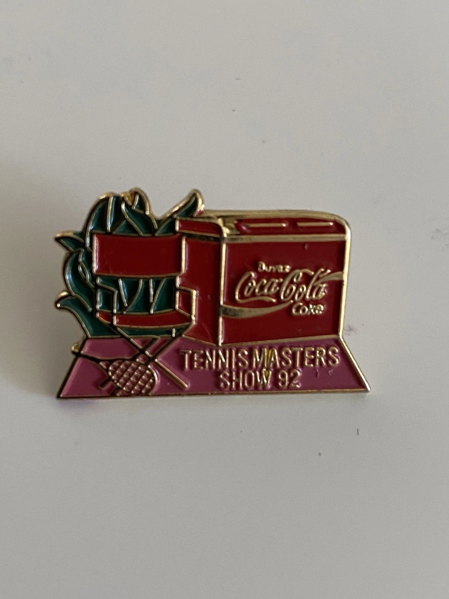 Pin's Astérix Roland Garros - Arthus Bertrand - Édition Spéciale