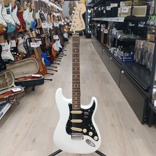 FENDER AM PERF STRAT HSS AW Electric Guitar - Mint Condition JP