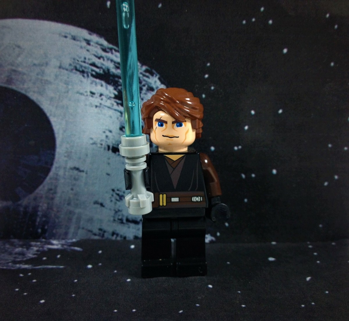 LEGO 2011 Star Wars Minifigure Clone Wars Anakin Skywalker Lightsaber  sw0317