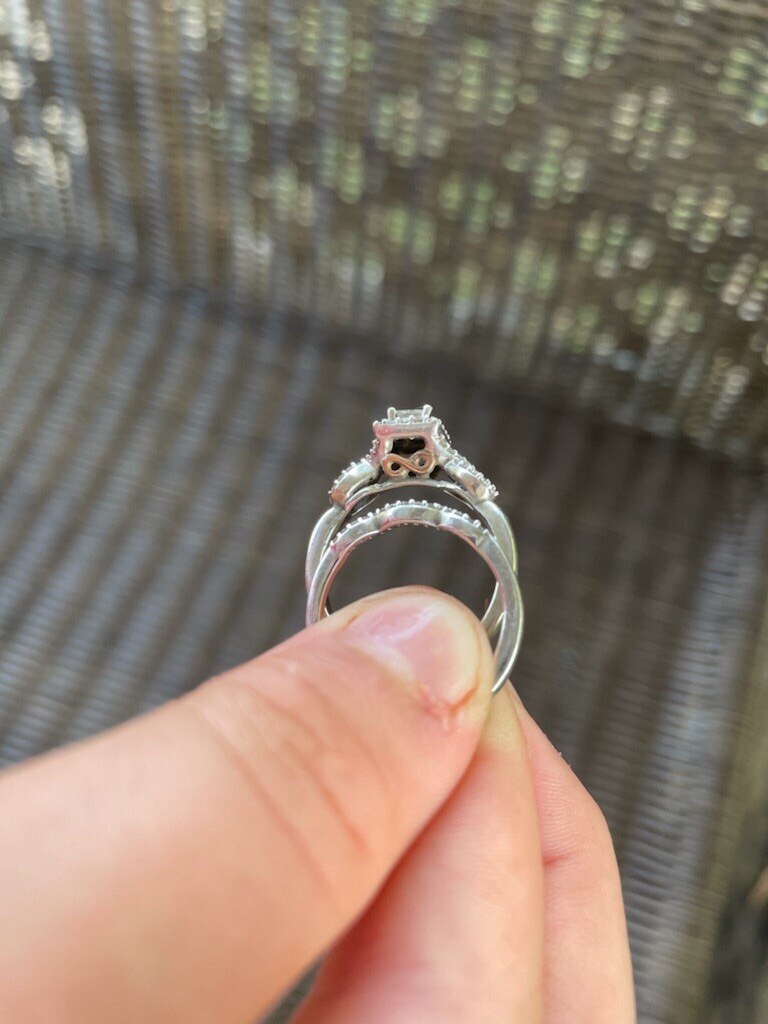 Wedding Ring Set - image 3