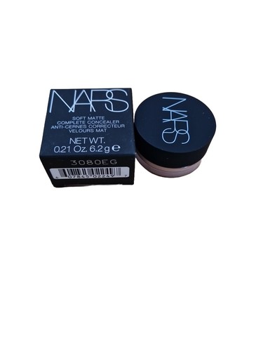 NARS - Soft Matte Complete Concealer - Medium 0 Crema Catalana - Picture 2 of 3