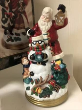 Christmas Santa Claus Music Box Porcelain Figurine -Here Comes Santa Clauss 