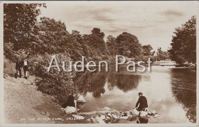 Vintage RPPC Crieff Scotland River Earn Szene gestempelt 1960 Valentinstag