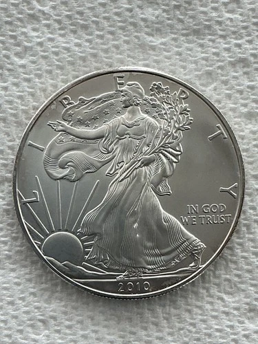 2010 SILVER EAGLE UNC FROM A TUBE