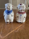 New ListingVTG 1940s Shawnee Pottery Large 5" Smiley Winnie Pig Salt & Pepper Shakers NICE!