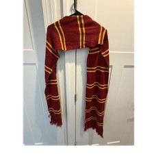 Universal Orlando Harry Potter Wizarding World Gryffindor Scarf 100 Acrylic
